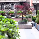 Lägenhet Terrace Charming In Milano