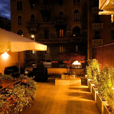 Terrace Charming In Apartament Mediolan