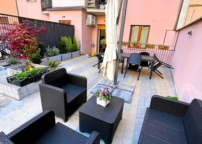 Terrace Charming In شقة