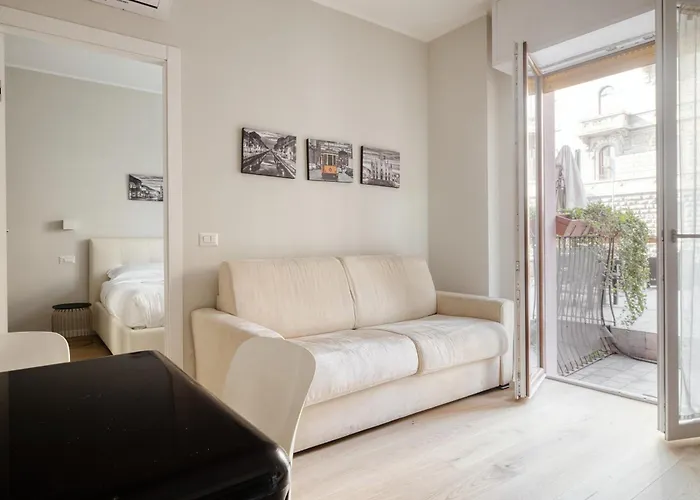 Terrace Charming In شقة ميلان