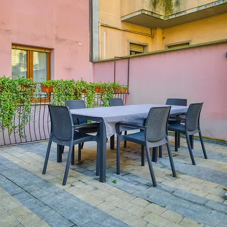 Terrace Charming In